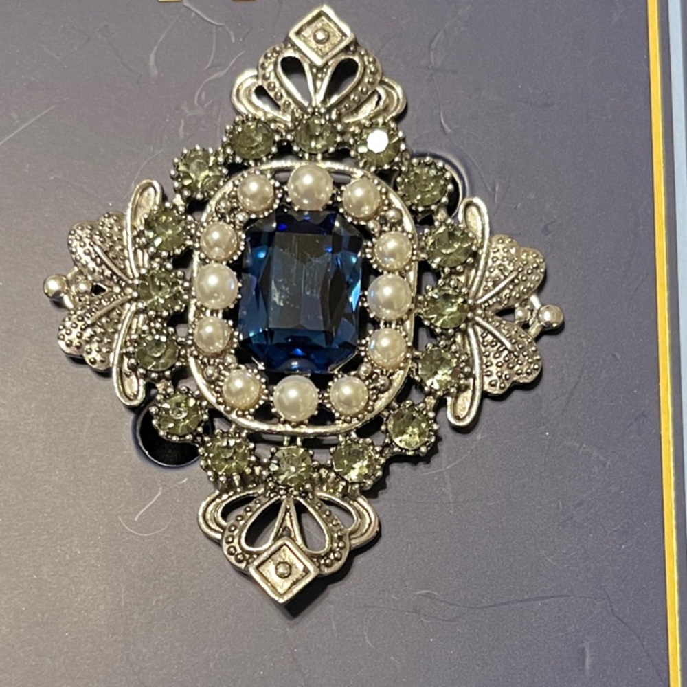 Piper K Silver and Blue Brooch